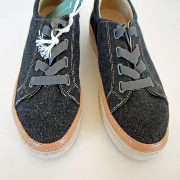 Revitalign Malibu Morgan Dark Charcoal Gray Sneaker Wool Size 8.5 B NWT - Picture 4 of 15